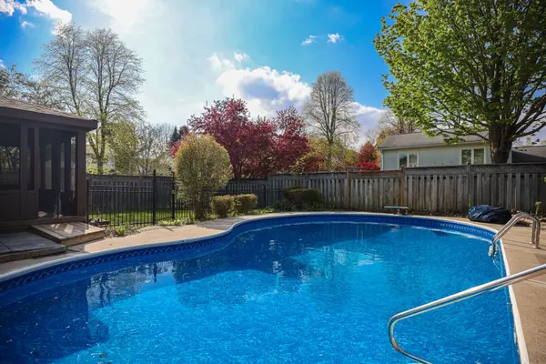 42 Milford CRES, London North, ON N5X 1A8