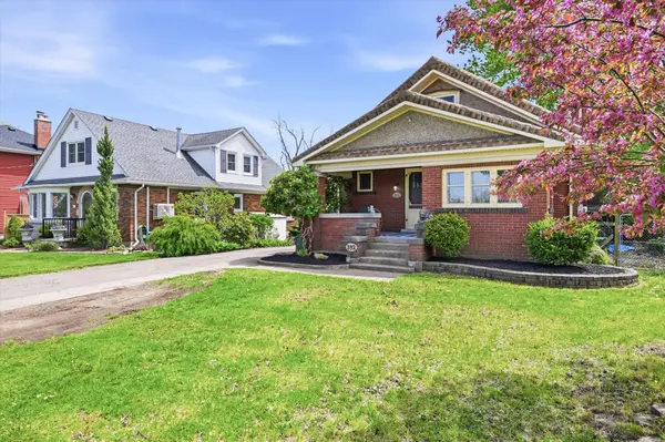 392 Queenston ST, St. Catharines, ON L2P 2X9
