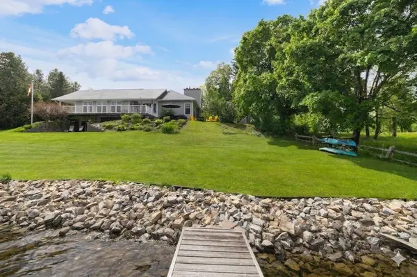 1 Rideau Glen DR, Country Place - Pineglen - Crestview And Area, ON K2C 3H1
