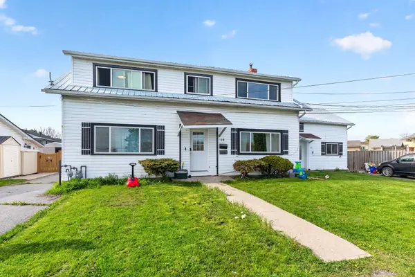 10/12 Manitou CRES E, Loyalist, ON K7N 1B6