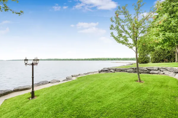 150 Voisine RD, Clarence-rockland, ON K4K 1A1