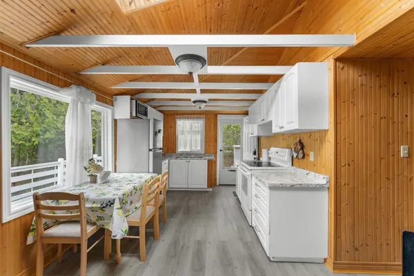 3 Regatta ST, Kawartha Lakes, ON K0M 1N0