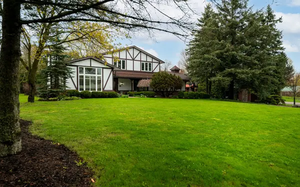 26 Orangeville ST, Erin, ON N0B 1Z0