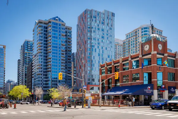 160 George ST #2404, Lower Town - Sandy Hill, ON K1N 9M2