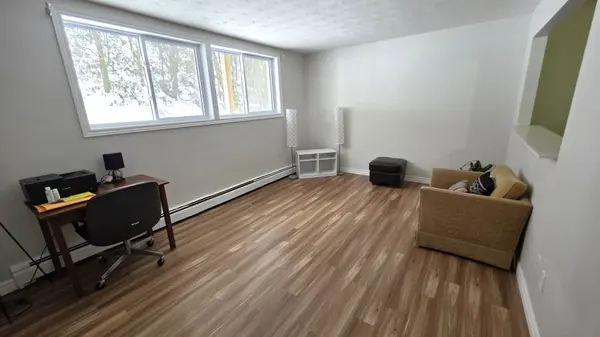 320 Queen St E ST #4, Centre Wellington, ON N1M 1T4