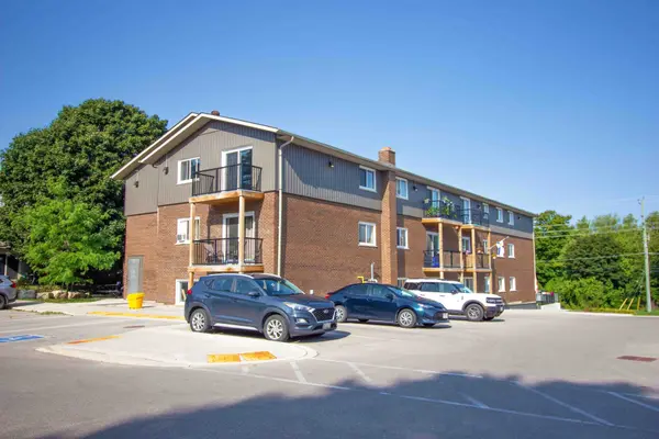 320 Queen St E ST #4, Centre Wellington, ON N1M 1T4