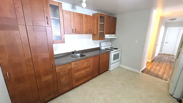 320 Queen St E ST #4, Centre Wellington, ON N1M 1T4