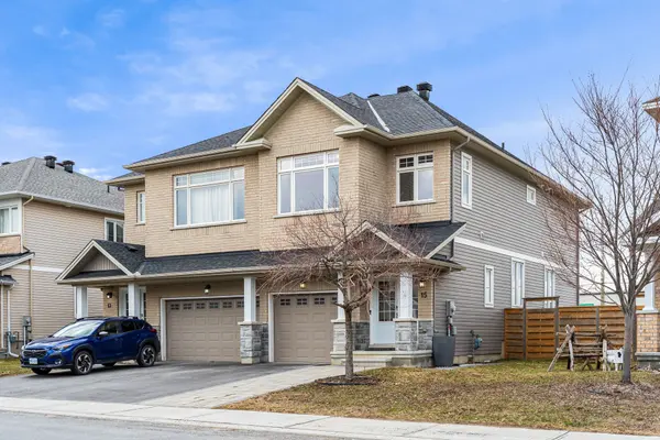 15 Peever PL, Carleton Place, ON K7C 0C4