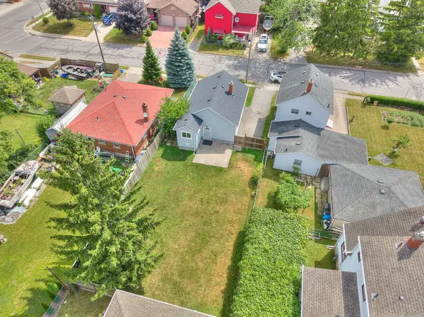 9 Colborne ST, Thorold, ON L2V 3P6