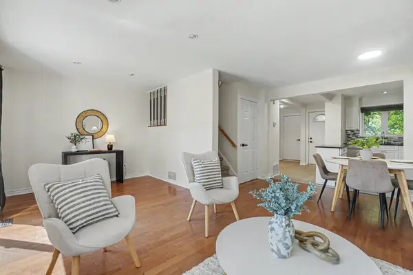 1833 BROUSSEAU CRES, Orleans - Convent Glen And Area, ON K1C 2Y5