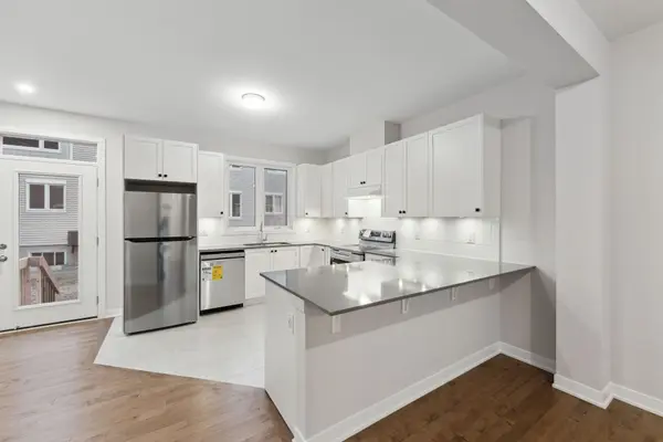 242 FALSETTO ST, Orleans - Convent Glen And Area, ON K1W 0S2