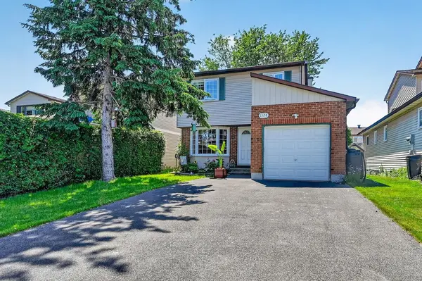 1528 Brookmill LN, Cyrville - Carson Grove - Pineview, ON K1B 5G4