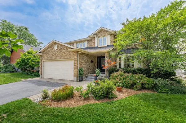 42 Pacific PL, Guelph, ON N1G 4R5