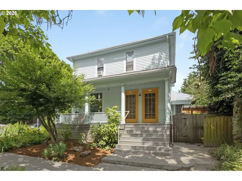 2204 NE 7TH AVE, Portland, OR 97212