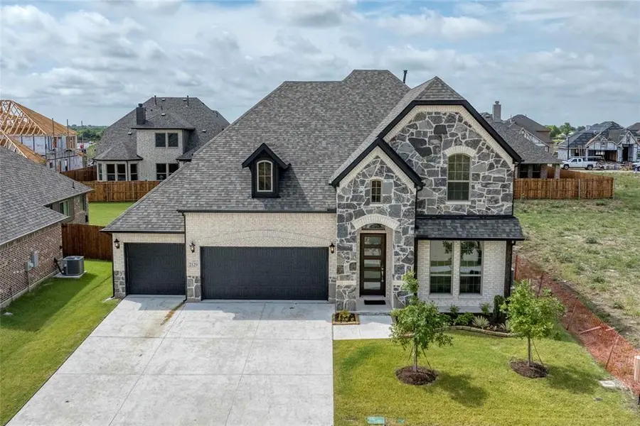 2129 Stone River Boulevard, Royse City, TX 75789