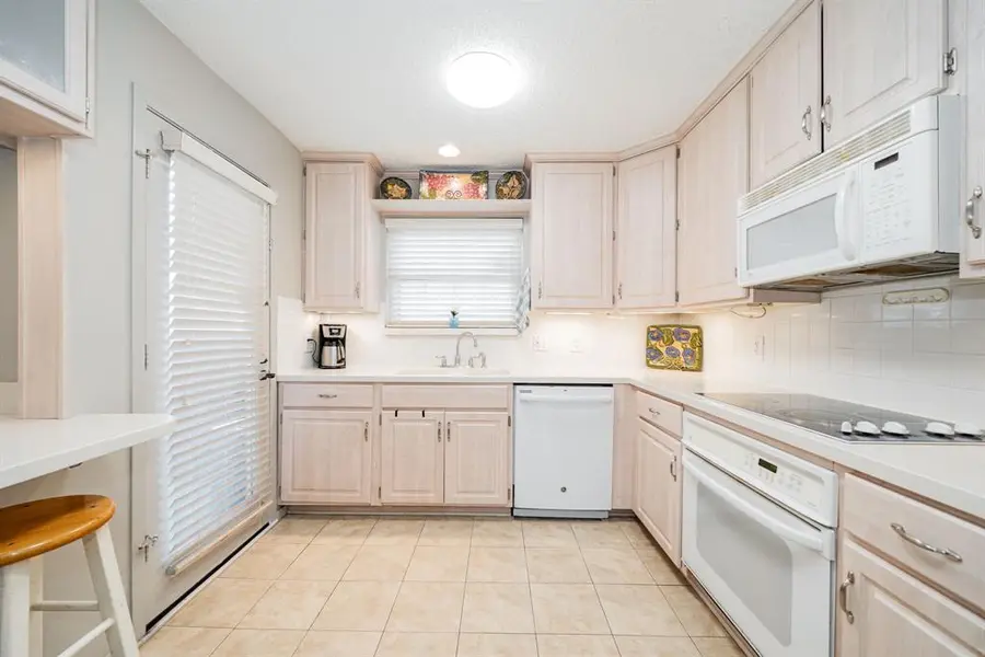 5335 Bent Tree Forest Drive #170, Dallas, TX 75248