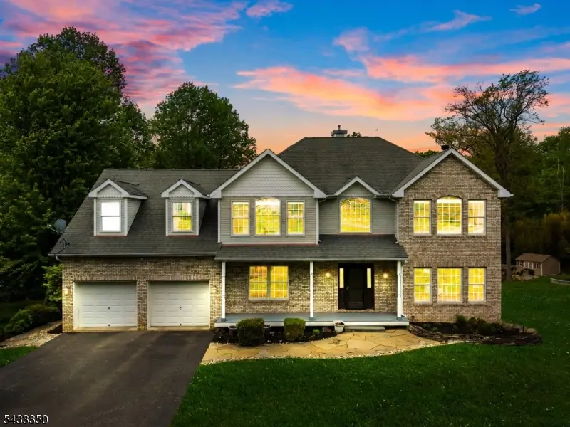 4 Matthew Dr, Byram Twp., NJ 07871