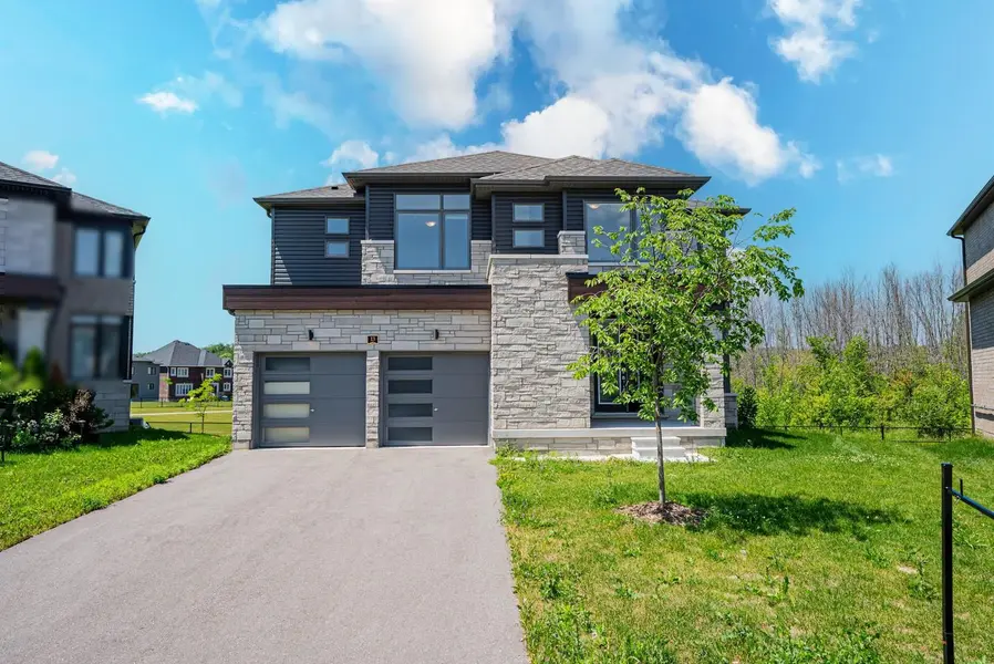 13 Del Ray CRES, Wasaga Beach, ON L9Z 0N7
