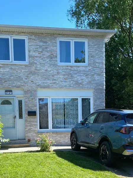 3121 Jessica CT #Lower, Mississauga, ON L5C 1X7