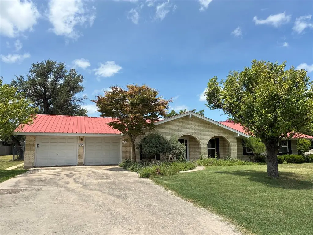 104 Skipcha Trail, Lampasas, TX 76550