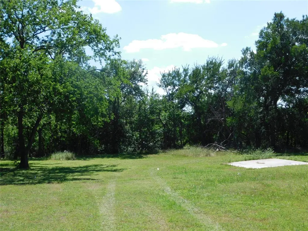 0ff Locust Avenue, Hubbard, TX 76648