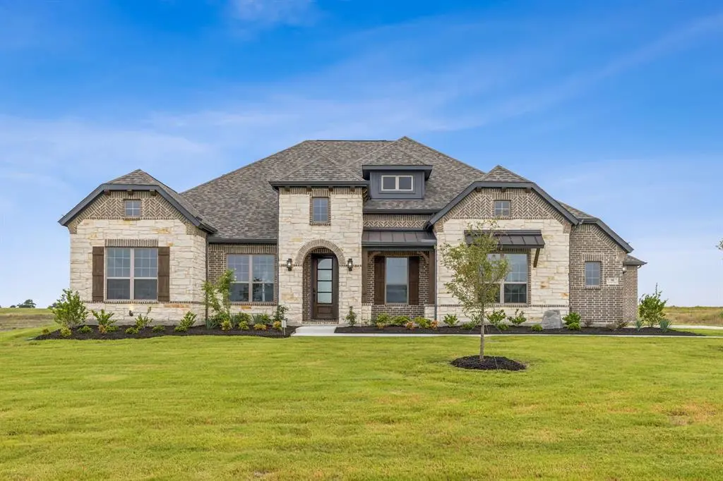 117 Swan Lake Drive, Waxahachie, TX 75165