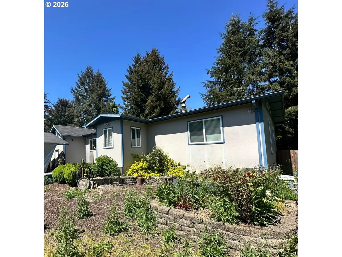 725 N RIVER BEND RD, Otis, OR 97368