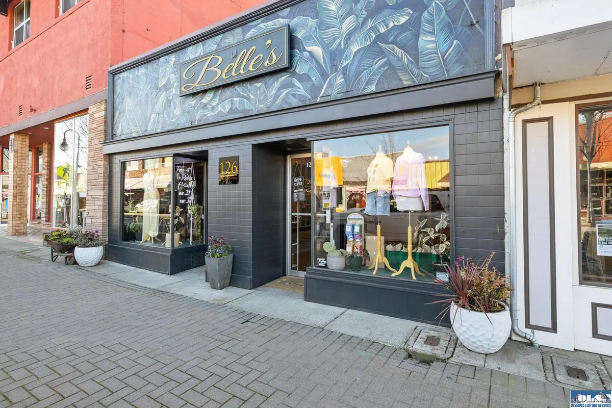 126 W 1st St, Port Angeles, WA 98362
