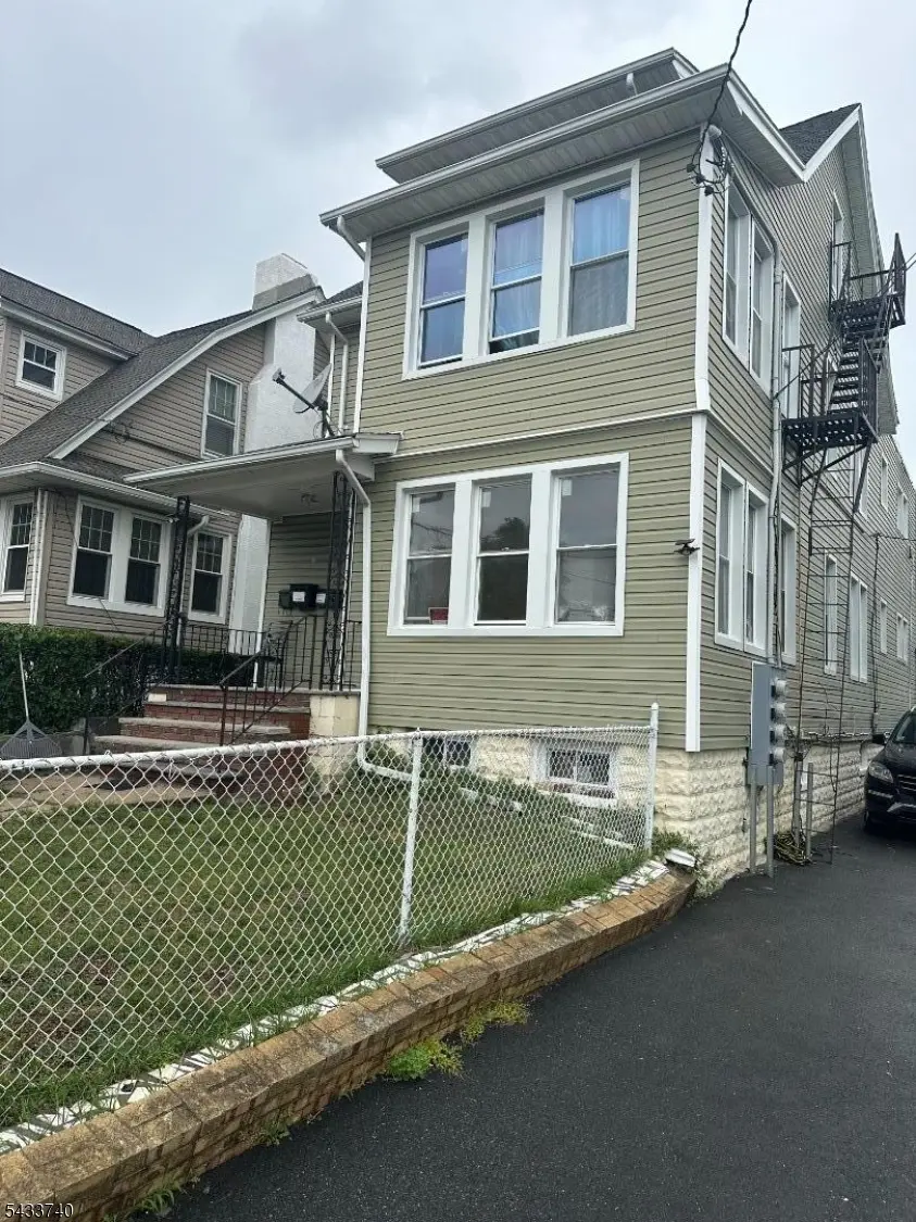 48 Laurel Ave, Irvington Twp., NJ 07111