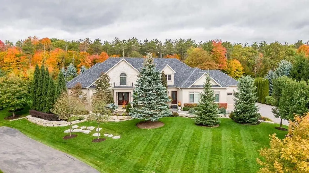 44 Grayfield DR, Whitchurch-stouffville, ON L4A 0B1