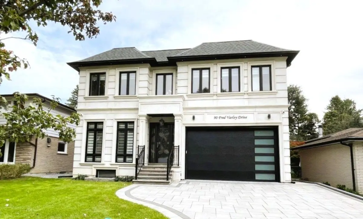 90 Fred Varley DR, Markham, ON L3R 1S8