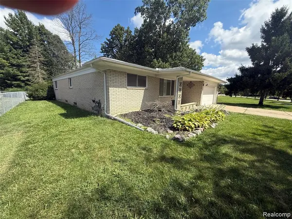 43038 Hanford RD, Canton Charter Township, MI 48187