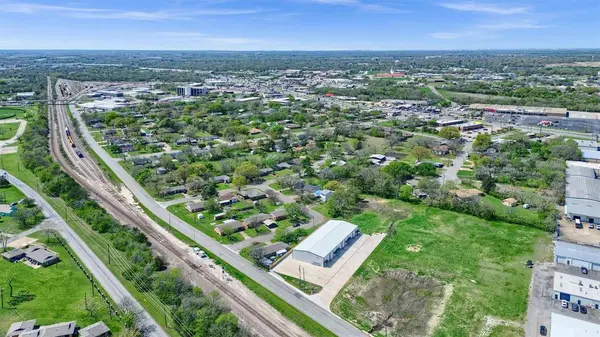 2410 N Frisco Road, Sherman, TX 75090