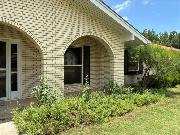 104 Skipcha Trail, Lampasas, TX 76550
