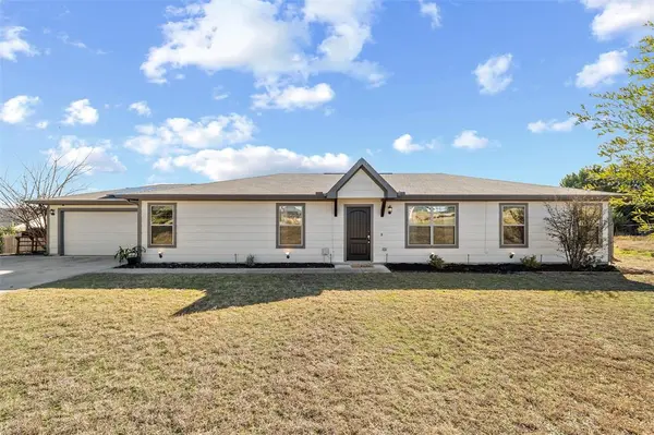 144 Emerald Drive, Weatherford, TX 76087