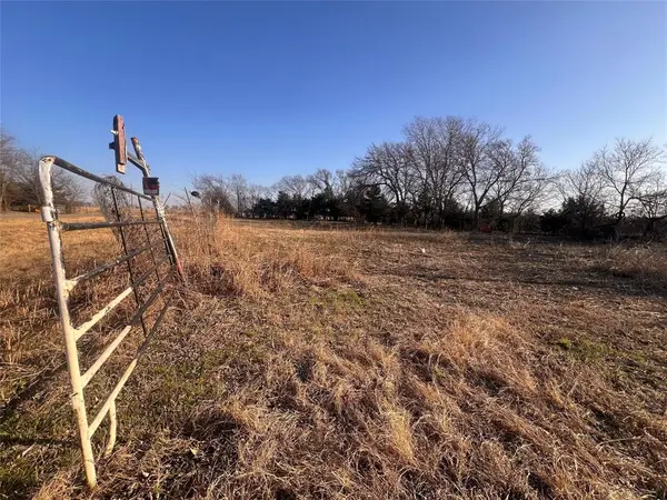3915 FM 815, Trenton, TX 75490