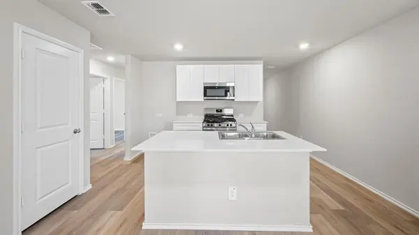 4152 WOODHILL BEND Drive, Fort Worth, TX 76036