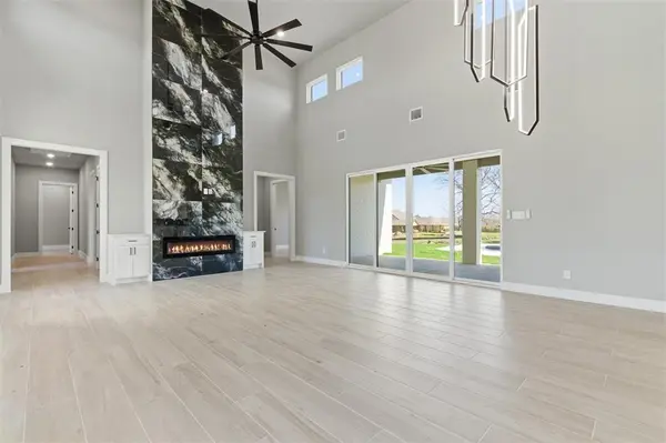 5825 Grey Wolf Court, Fort Worth, TX 76140