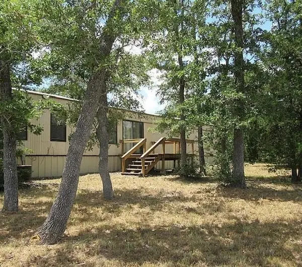 17470 Private Road 4016, Somerville, TX 77879