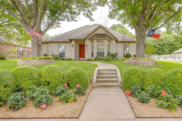 1108 Canton Road, Cleburne, TX 76033