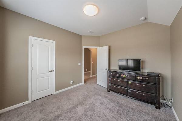 1116 Kingbird Lane, Alvarado, TX 76009