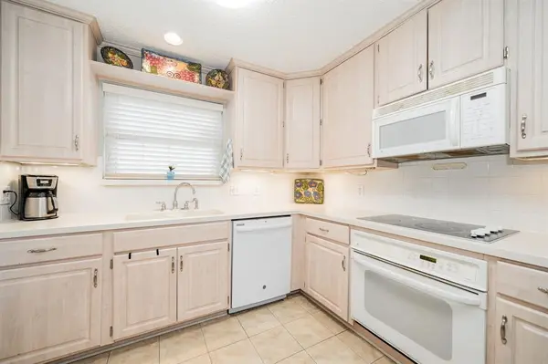 5335 Bent Tree Forest Drive #170, Dallas, TX 75248