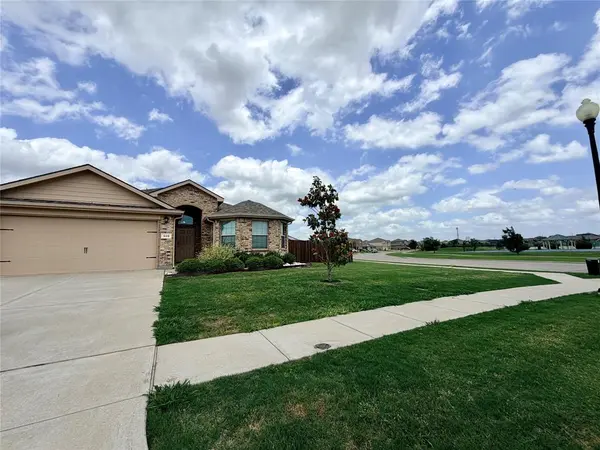 520 Cantebury Park Lane, Ponder, TX 76259
