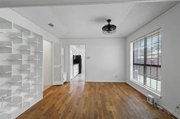 3924 Morman Lane, Addison, TX 75001