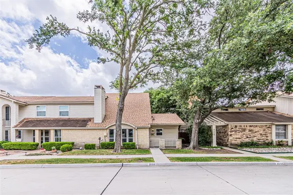 2008 Clubridge Drive, Carrollton, TX 75006