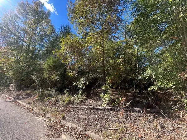 11 Bayshore Drive, Athens, TX 75752
