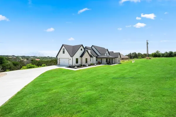 5675 Compass Way, Bluff Dale, TX 76433