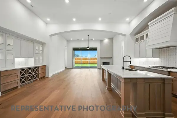 833 Bridle Path Parkway, Aubrey, TX 76227