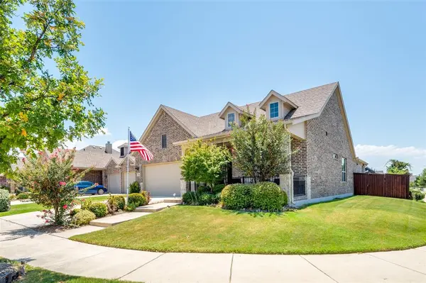 704 Louisville Road, Aubrey, TX 76227