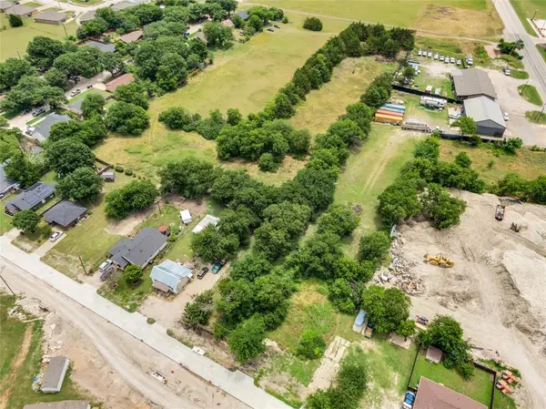 200 Graham Street, Waxahachie, TX 75165